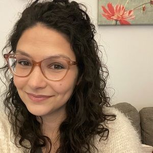 Meet your Posher, Becky